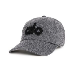 NWT Alo Yoga Strut Hat